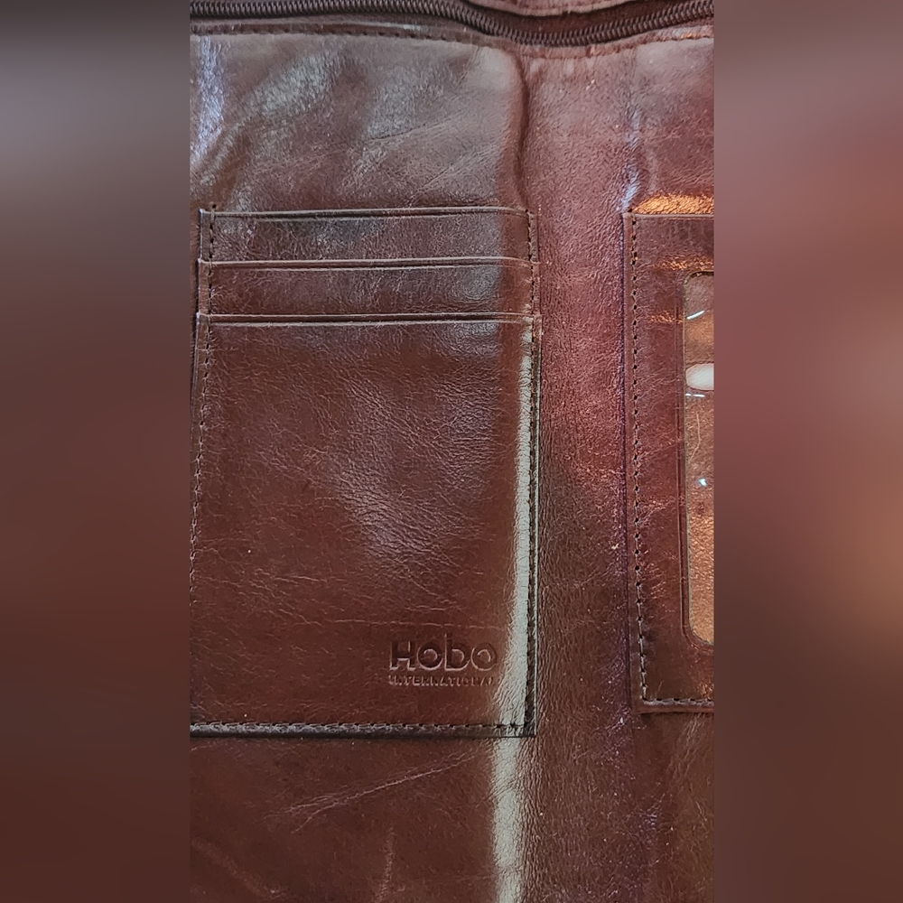 Hobo International Lauren‎ Wallet Mahogany - Picture 5 of 10